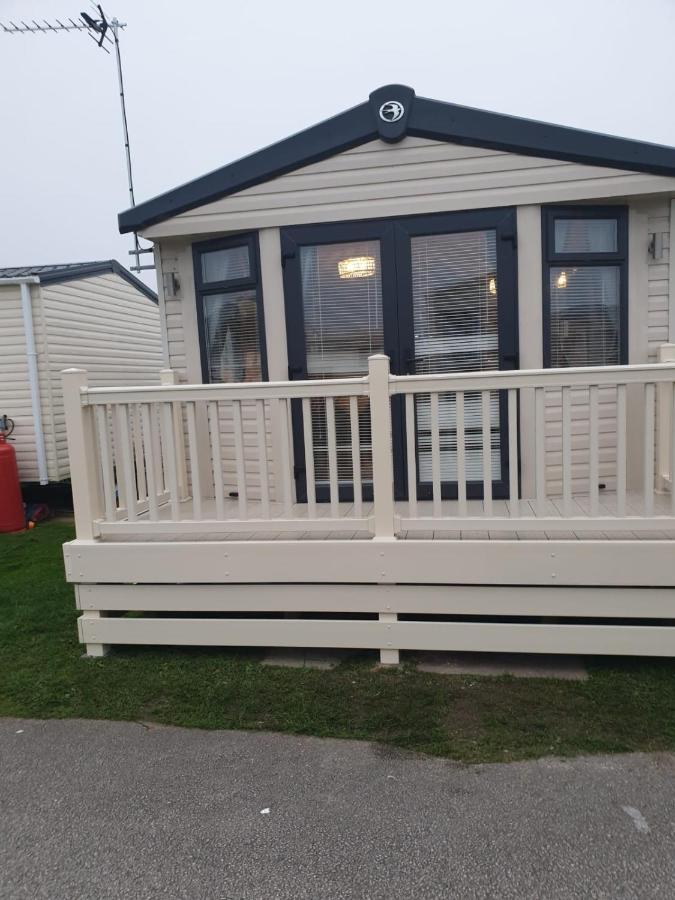 Ferienwohnung Swift Burgundy Prestatyn Exterior foto