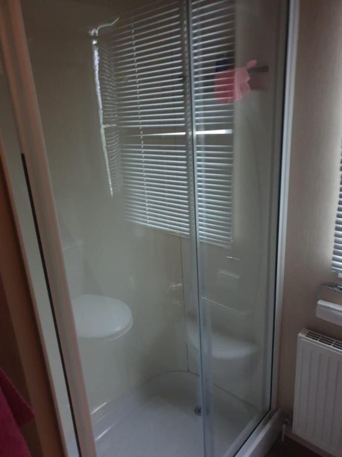 Ferienwohnung Swift Burgundy Prestatyn Exterior foto
